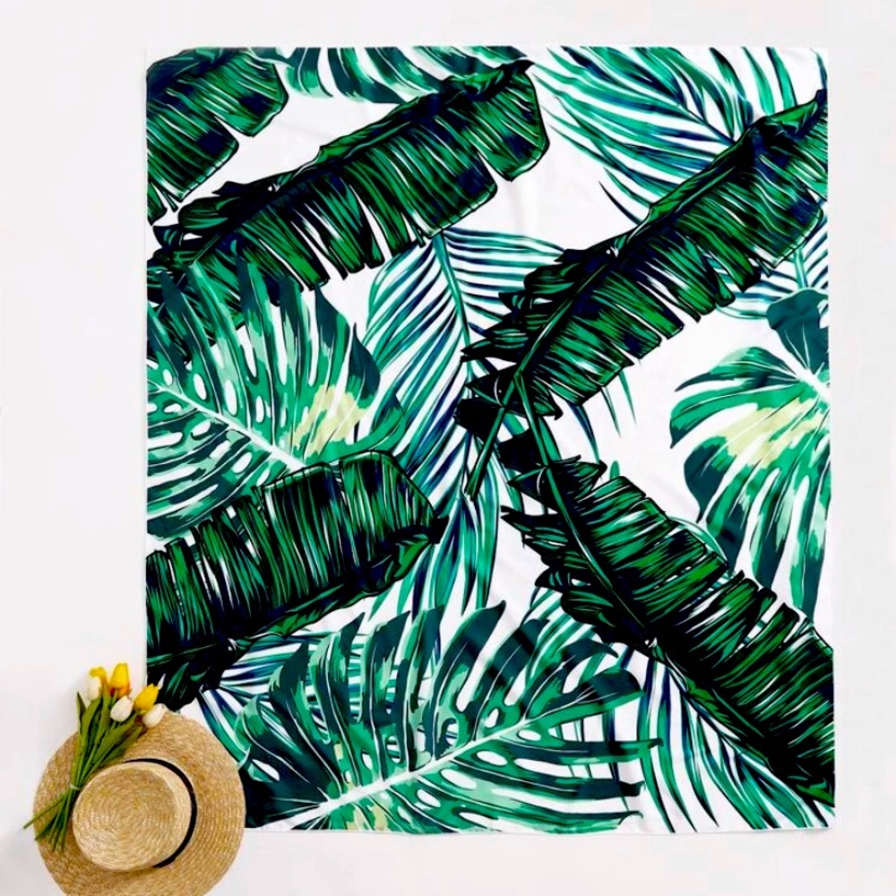 NWT SHEIN Tropical leaf Print beach blanket